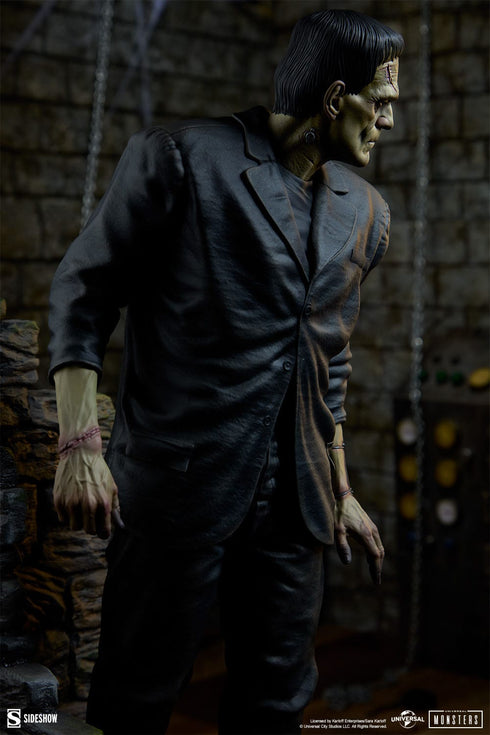 Sideshow Collectibles Frankenstein - Universal Monsters - SS300899 - Premium Format Collectible Statue